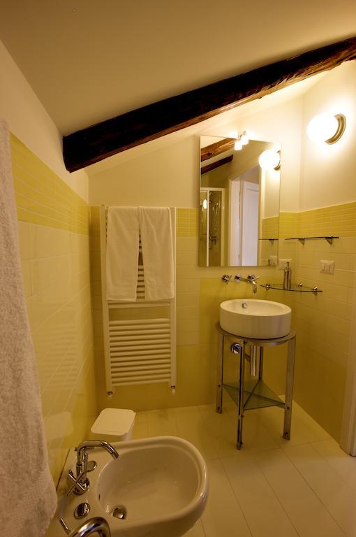 La Casa Di Donn'Amelia Bed & Breakfast Molina  Room photo